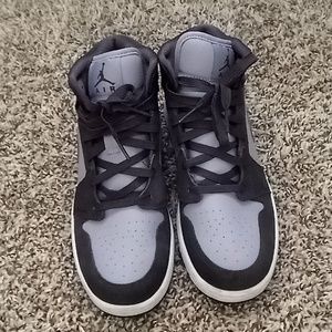 Air Jordans size 6.5 kids